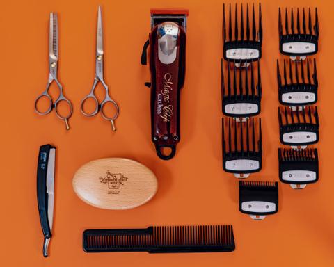 Matériel professionnel et tondeuses de barbier chez Gentlemans Please à Bioul.